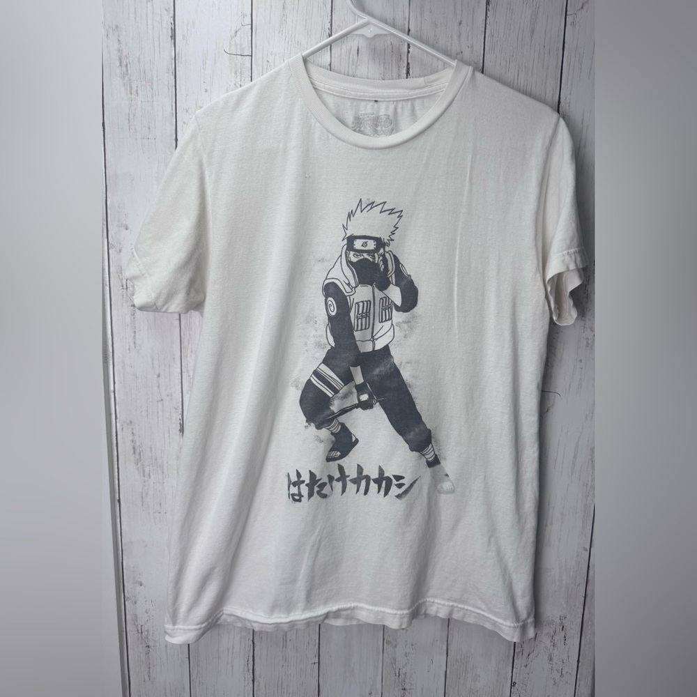 Naruto White Graphic Men’s T-Shirt size medium
